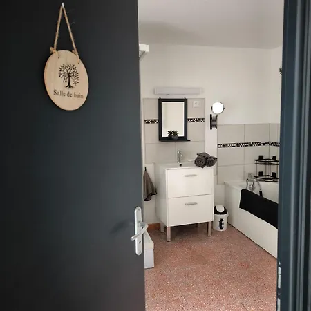 Le Petit Coin De Paradis Ferienhaus *